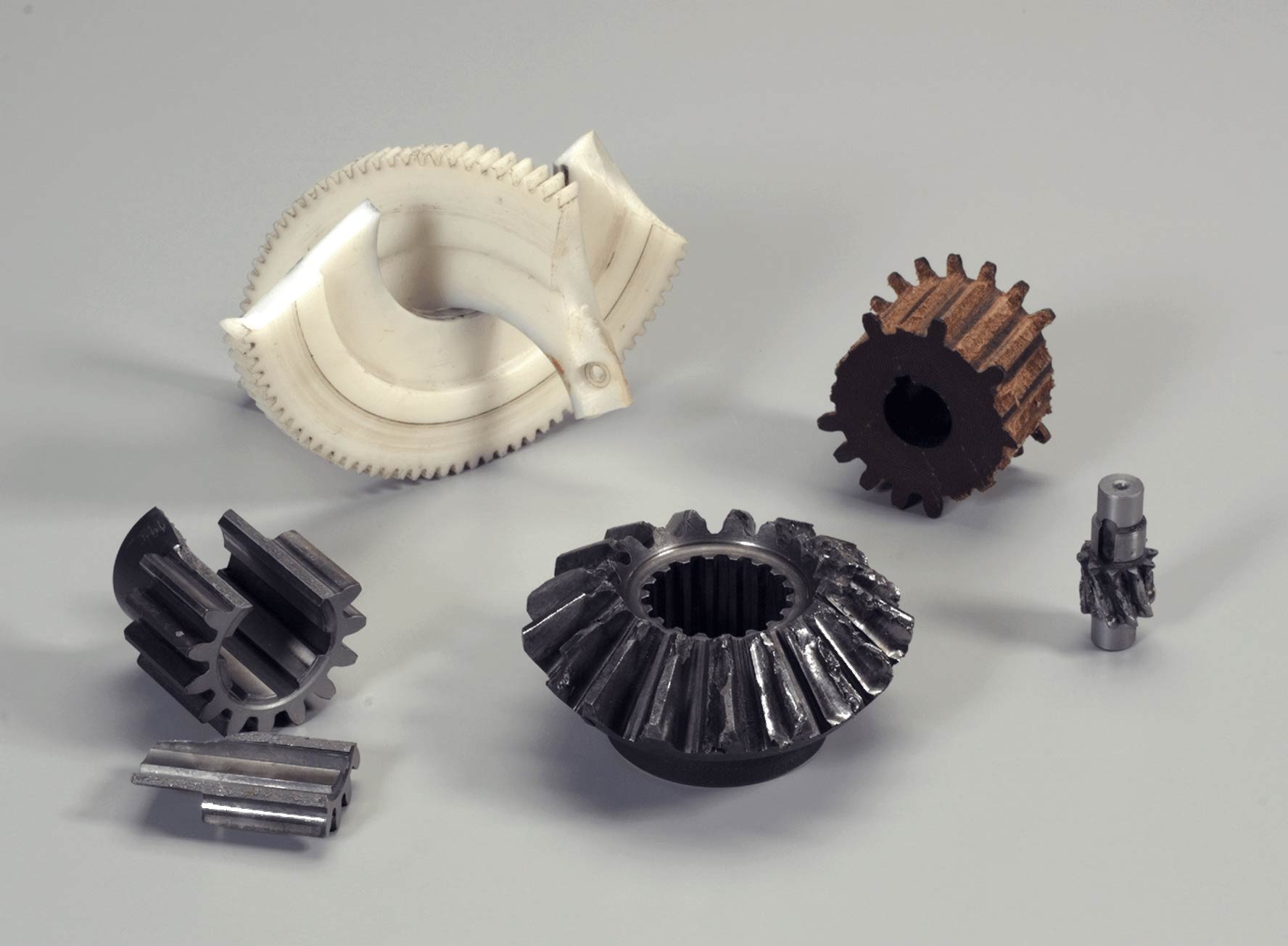 sample gears/ broken gears